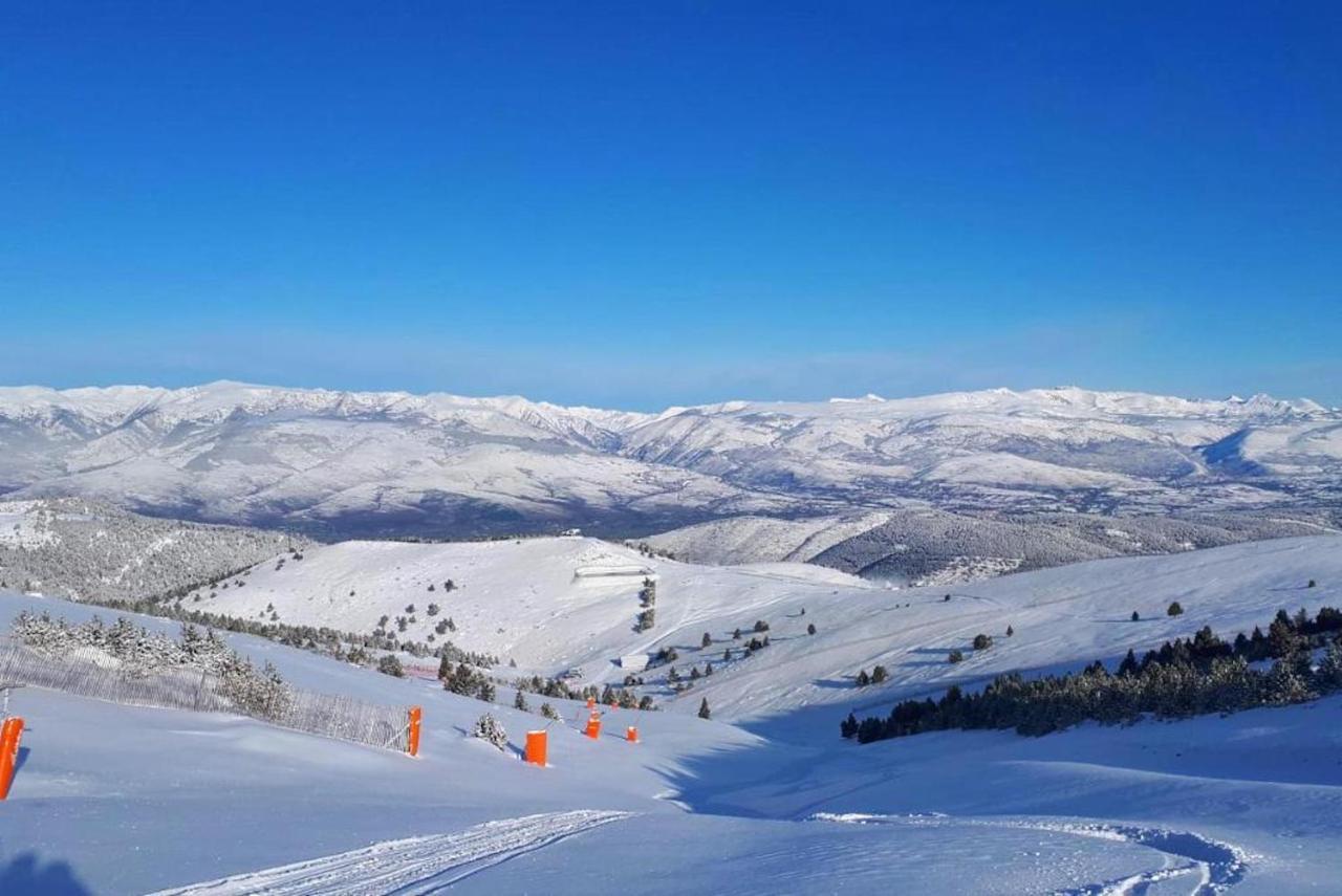 Hauzify I Apartament Bella Molina Alp Bagian luar foto